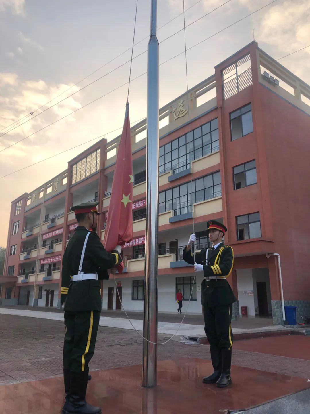微信图片_20220420212426.jpg